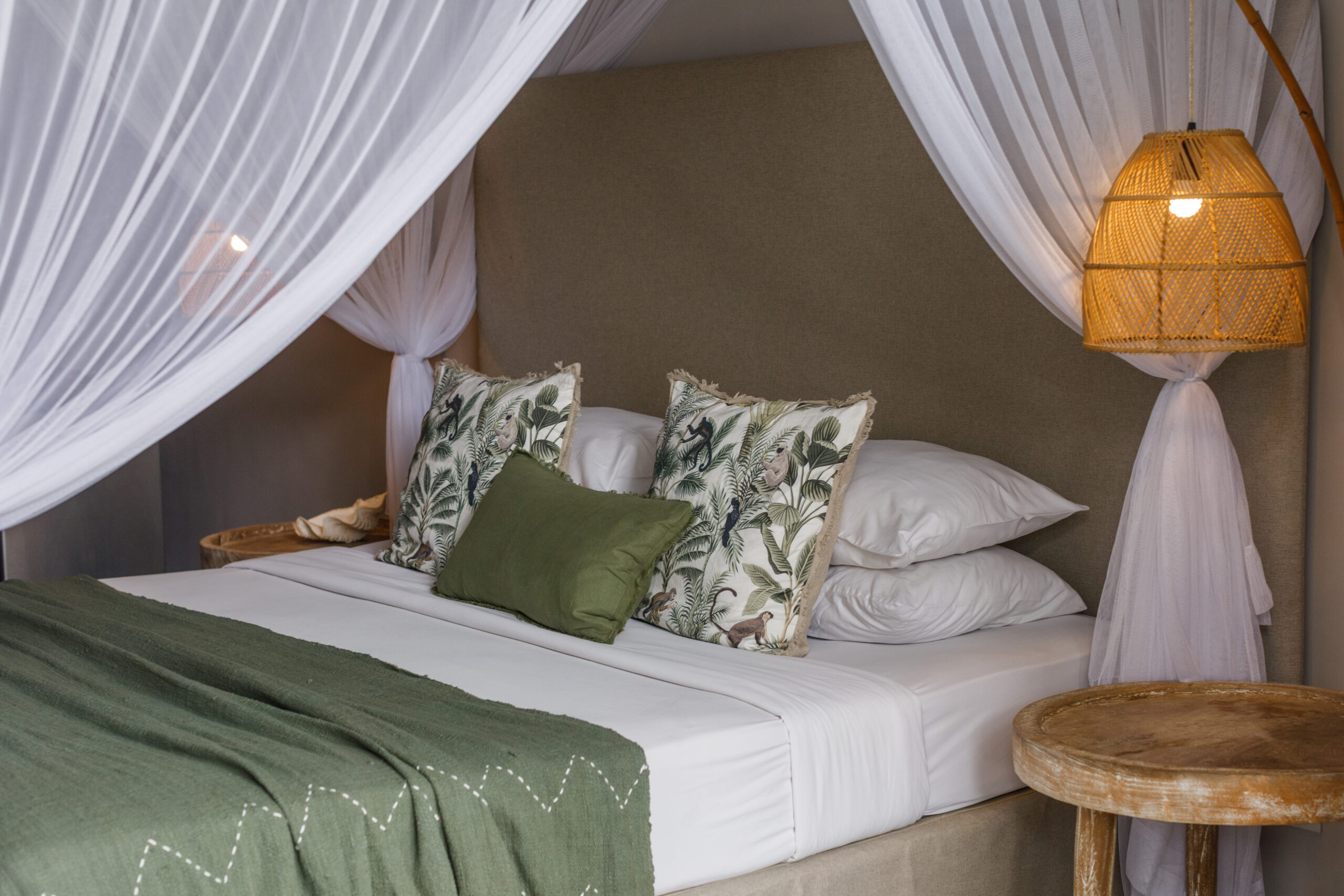 bloomfield_hotel_umalas_bali_deluxe_palm_room_(4)