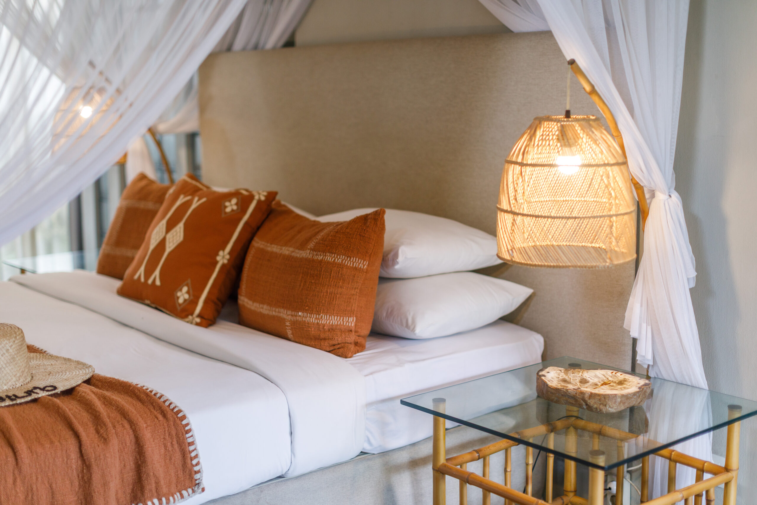 bloomfield_hotel_umalas_bali_deluxe_pool_room_(10)
