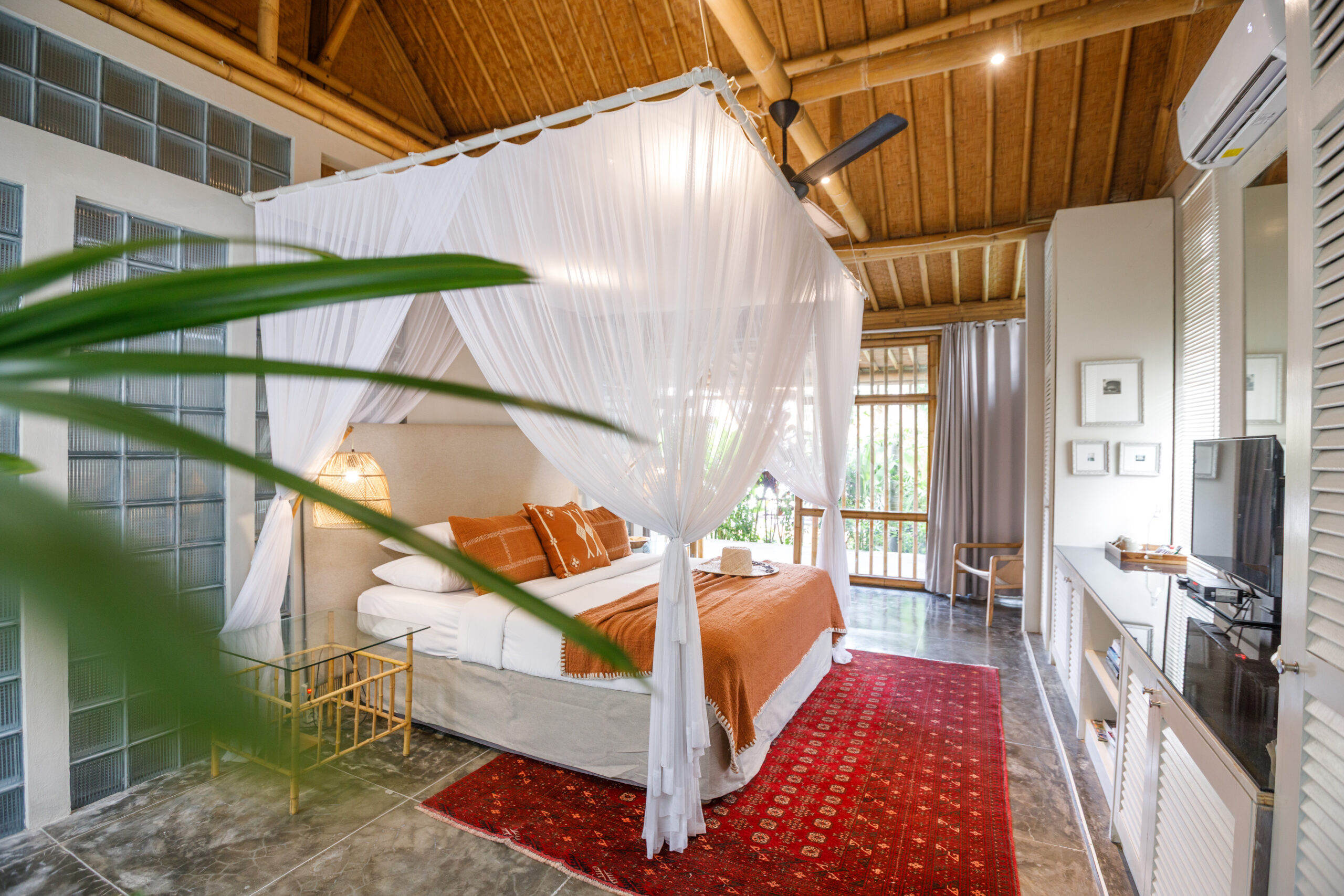 bloomfield_hotel_umalas_bali_deluxe_pool_room_(8)